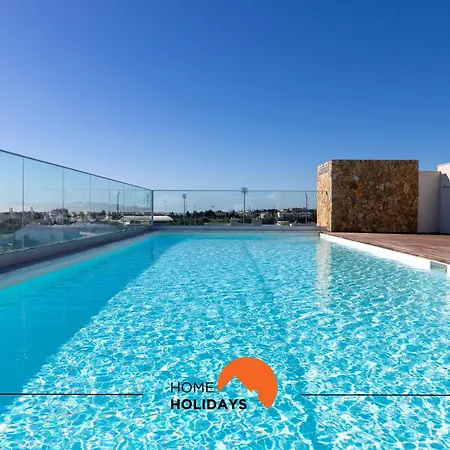 #200 Panoramic Flat By Holidays