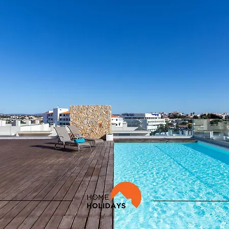 #200 Panoramic Flat By Holidays