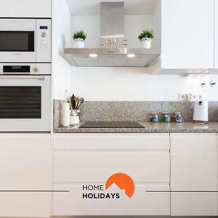 #200 Panoramic Flat By Holidays *