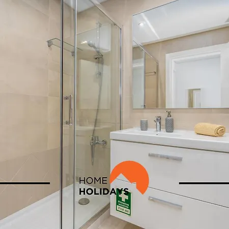 #200 Panoramic Flat By Holidays Appartement